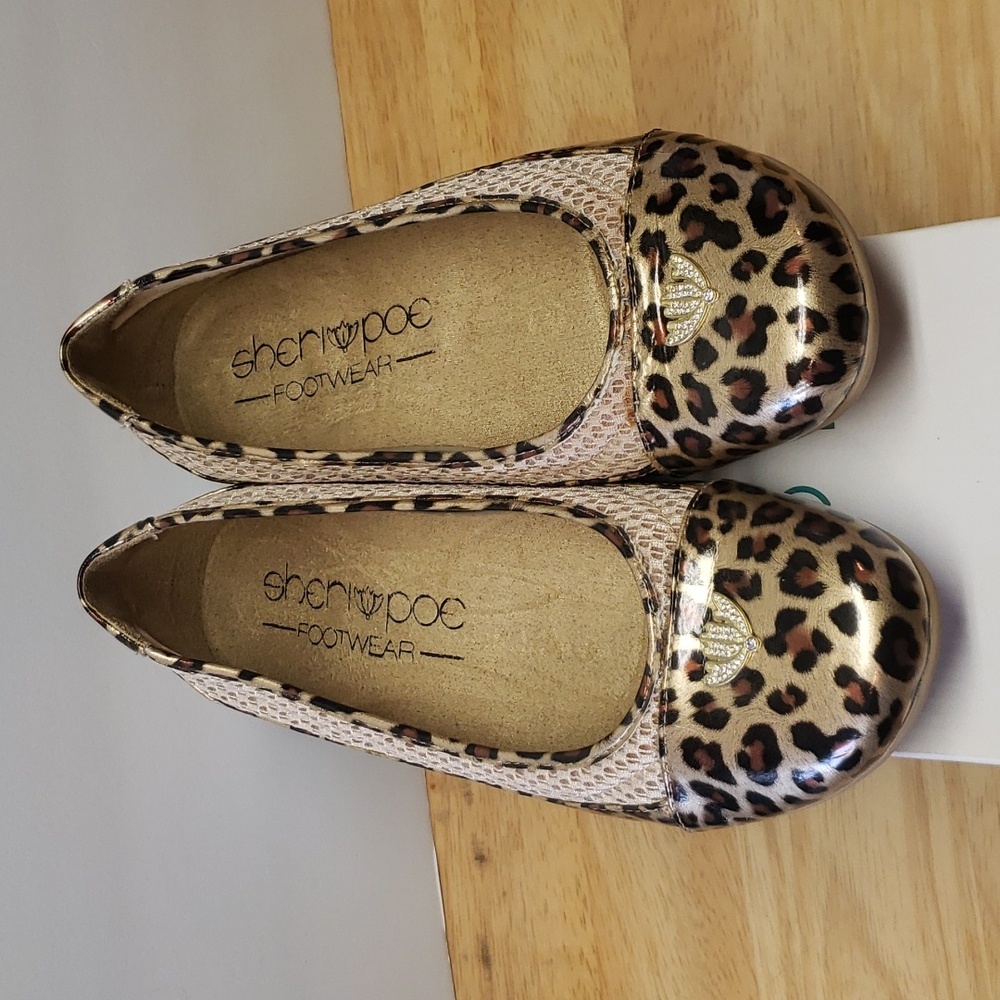 Sheri Poe footwear leopard pattern ballet flats